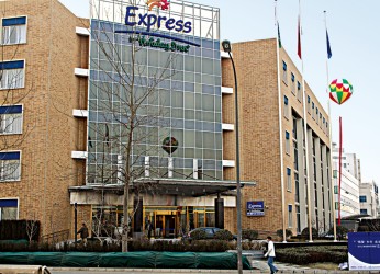 Express Holiday Inn,Shanghai