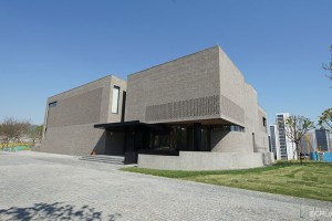 CRLand Archive Library