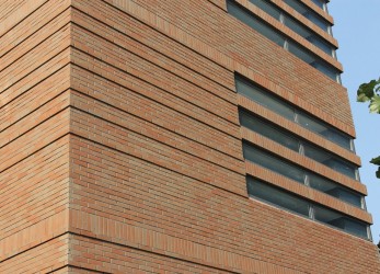 Tianjin Modern Vocational Technology College (3)