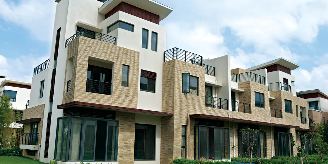 Rong Qiao Oak Bay (1)