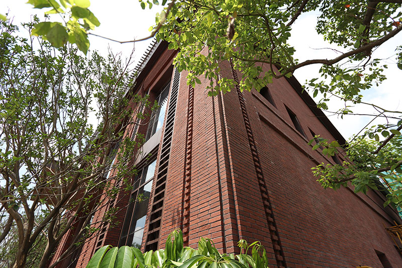 terracotta curtain bricks