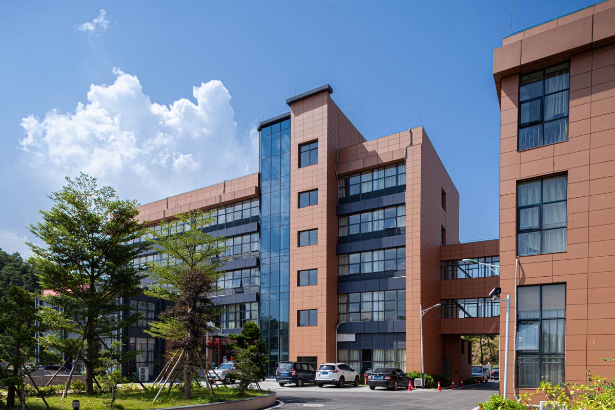 terracotta front Facade of service area.jpg