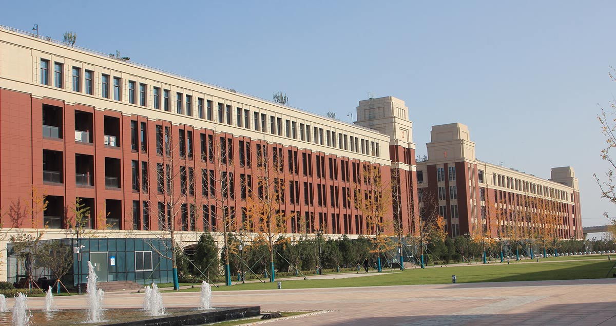 Terracotta facing designed for Jiaotong University Science and Technology Innovation Harbor .jpg