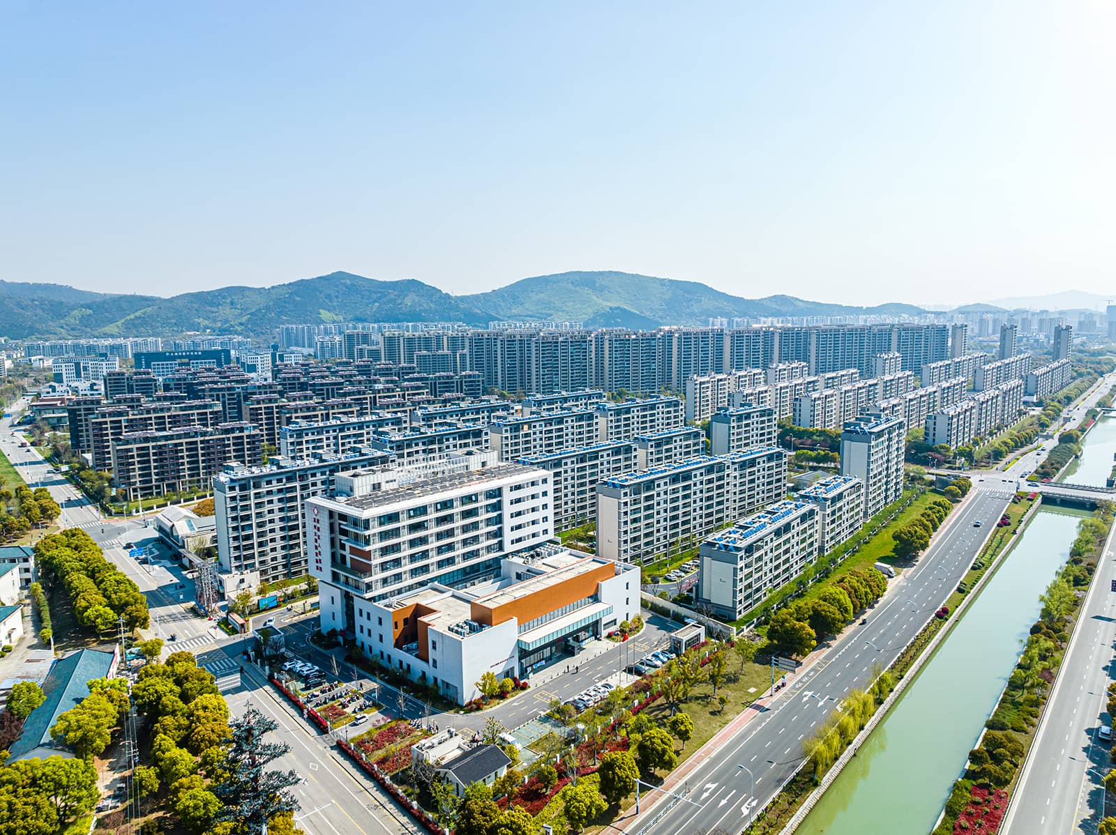 LOPO Taihu Hospital Project - Community Medical Center.jpg